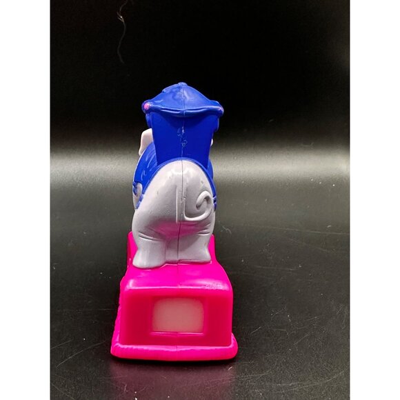 Disneyland 40th Anniversary Collectible Figurines Set Of 4 Featuring Dumbo Peter - Picture 6 of 16